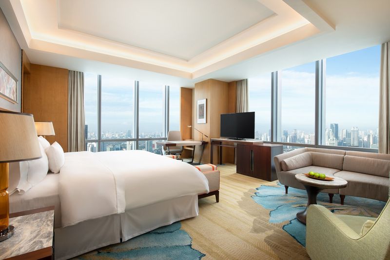 Daftar Hotel Tarif Rp 3 Jutaan per Malam, Dapat Fasilitas Apa Saja?, 1. Hotel Indonesia Kempinski, 2. Mandarin Oriental Jakarta, 3. Grand Hyatt Jakarta, 4. Fairmont Jakarta, 5. The St. Regis Jakarta, 6. The Langham Jakarta, 7. JW Marriott Hotel Jakarta, 8. The Westin Jakarta, 9. Sheraton Grand Jakarta Gandaria City Hotel, 10. The Ritz-Carlton Jakarta, Mega Kuningan