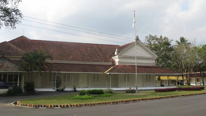 Array,Serial Gadis Kretek Ternyata Syuting di Rumah Bersejarah Ini