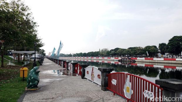 10 Wisata di Solo yang Ramah Anak, Ada Taman-Museum, 1. Taman Balekambang Solo, 2. Museum Radya Pustaka, 3. Taman Sriwedari, 4. Solo Safari, 5. Alun-alun Kidul Surakarta, 6. Taman Cerdas Soekarno-Hatta Jebres, 7. Benteng Vastenburg, 8. Taman Bendungan Tirtonadi, 9. Ngarsopuro Night Market, 10. Taman Sunan Jogo Kali