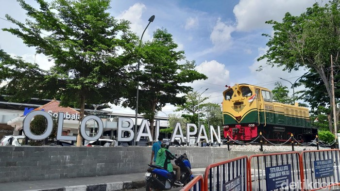 Array,Rekomendasi 7 Wisata Kuliner Dekat Stasiun Solo Balapan, Cukup Jalan Kaki