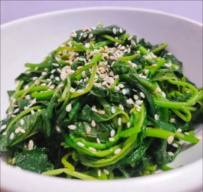 Array,Resep Sigeumchi Namul ( Salad Bayam Korea ) yang Segar Gurih