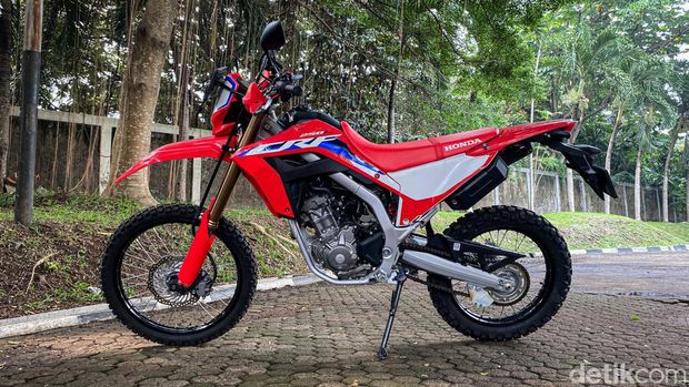 Array,Nyaris Rp 100 Juta, Segini Harga CRF250 Series Terbaru di Indonesia
