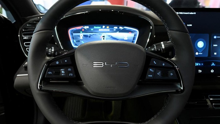 Array,Siapa Konsumen Indonesia yang Diincar Pabrikan Mobil China?