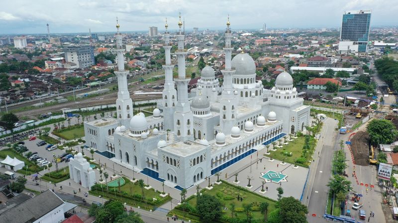 Wisata Murah Meriah Keliling Jawa Tengah, Rp 8 Ribu Saja, 1. Yogyakarta, 2. Klaten, 3. Purwosari, 4. Solo Balapan, 5. Solo Jebres