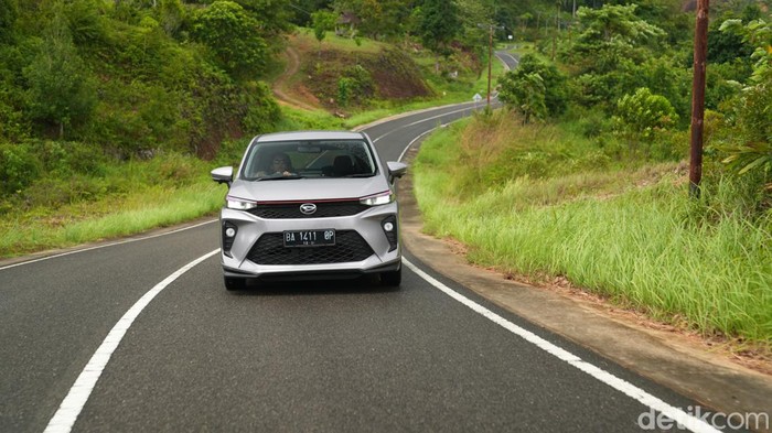 Array,Daftar Harga Daihatsu Xenia Terbaru, Termurah Mulai Rp 220 Jutaan