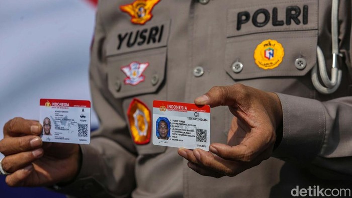 Array,Kenapa SIM Mati Telat Sehari Harus Bikin Baru?