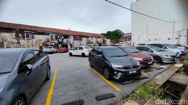 Array,Indonesia Kalah Lagi, Malaysia OTW Jadi 'Raja Mobil ASEAN'