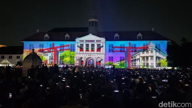 8 Spot Terbaik Menikmati Malam Tahun Baru 2026 di Jakarta, 1. Monumen Nasional (Monas), 2. Kota Tua Jakarta, 3. Bundaran HI, 4. Lapangan Banteng, 5. Central Park Mall, 6. Pantjoran Chinatown, 7. Sarinah, 8. Gelora Bung Karno (GBK)