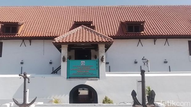 Array,Top 15+ Tempat Wisata Kota Tua Jakarta dengan Sejarahnya Lengkap