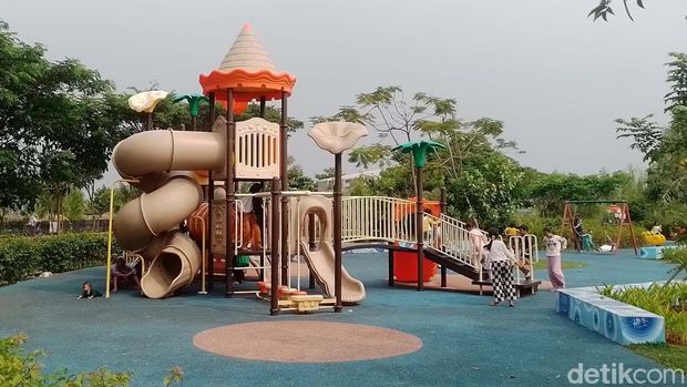 7 Taman di Jakarta Utara, Tiket Masuk Gratis, 1. Taman Bintaro, 2. Taman Sarang Bangau, 3. Taman Sungai Kendal, 4. Taman Ondel-ondel, 5. Taman Hutan Kota Penjaringan, 6. Taman Gorontalo, 7. Taman Rawa Badak Utara