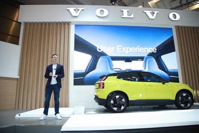 Array,Volvo Ungkap Potensi Kebakaran Baterai Mobil Listrik, 40 Ribu SUV Ditarik