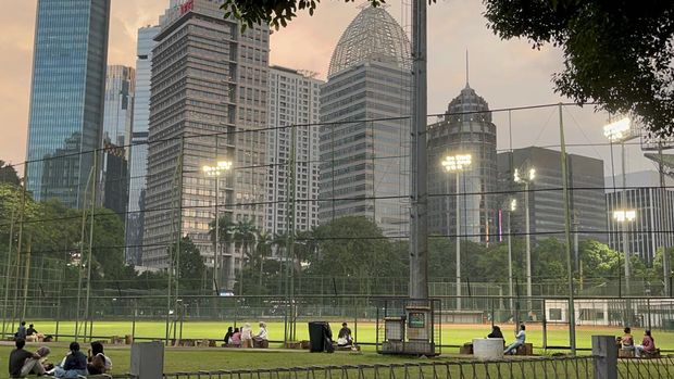 Array,Lapangan Softball GBK, Spot Nongkrong Baru di Jakarta