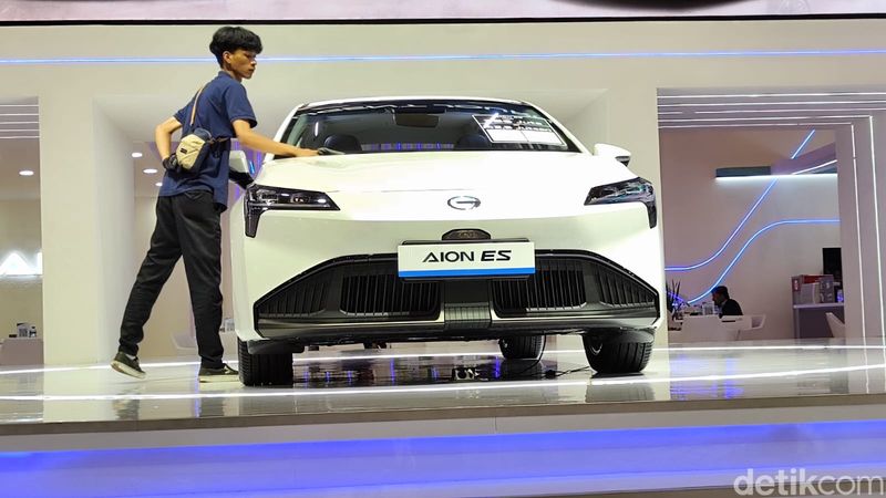 Array,Mobil Sedan Makin Ditinggalkan, Ini Buktinya