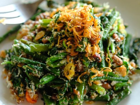 Array,Top 3+ Resep Urap Sayuran Khas Daerah yang Bumbunya Pedas Segar