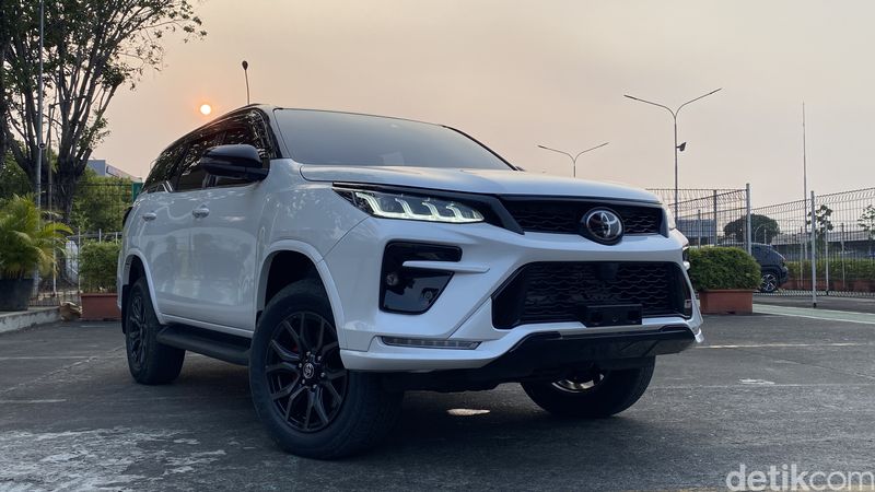 Polemik Mobil Dinas Gubernur Kaltim, Banyak Pilihan SUV Nggak Sampai Rp 8,5 M!, Toyota Fortuner, Mitsubishi Pajero Sport, Nissan X-Trail, Hyundai Santa Fe, GWM Tank