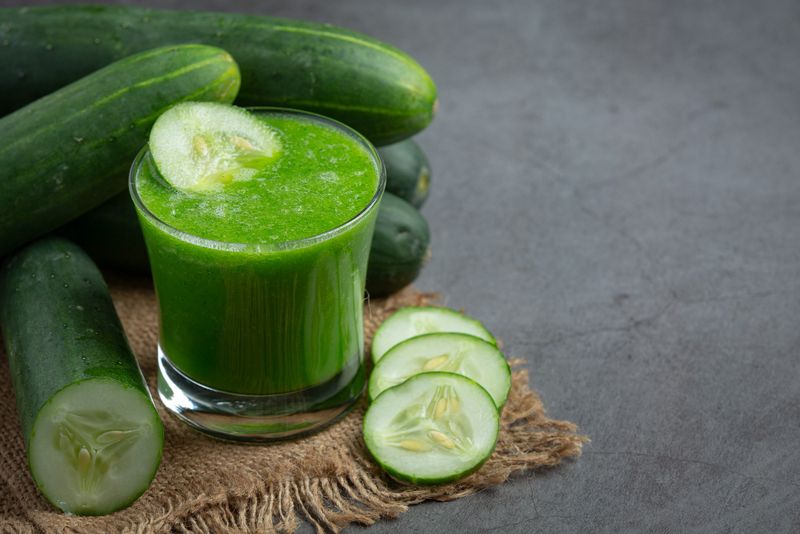 Cara Membuat Jus Timun, Minuman Penurun Kolesterol dan Tekanan Darah, Bahan Jus Timun, Cara Membuat Jus Timun, Kandungan Nutrisi Timun, Manfaat Jus Timun
