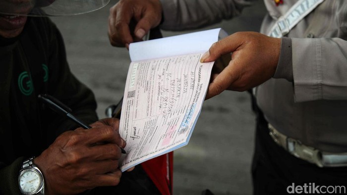 Array,Mau Ada Operasi Patuh, Porsi Tilang Manual Naik