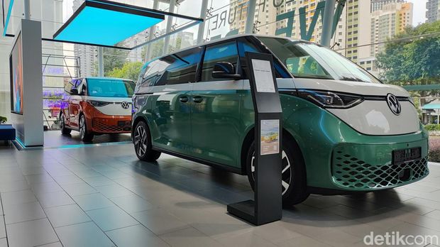 Array,VW Ramal Penjualan Mobil Bensin Cuma Tersisa 3% di 2035