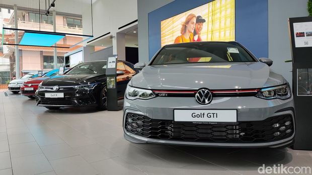 Array,VW Ramal Penjualan Mobil Bensin Cuma Tersisa 3% di 2035