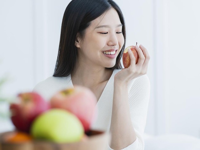 Self-Care Day di Long Weekend: 10 Rutinitas yang Bikin Mager Jadi Produktif, 2. Yoga dan Peregangan Ringan, 3. Perawatan Diri, 5. Jalan Santai, 6. Latih Kaki di Pagi Hari, 7. Movie Marathon, 9. Bereskan Sudut Rumah yang Paling Berantakan, 10. Belajar Hal Baru