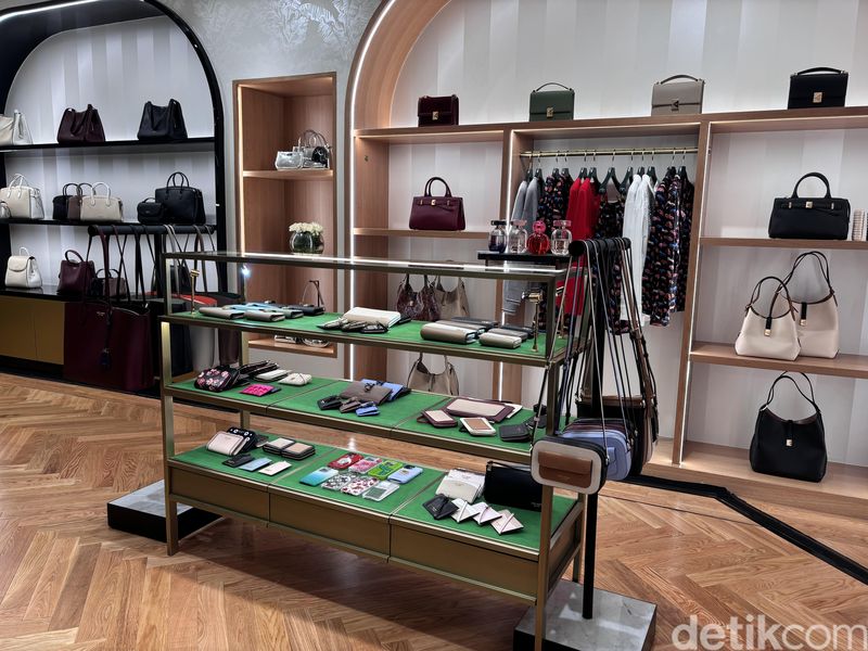 Array,Kate Spade Buka di Grand Indonesia, Hadirkan Suasana Apartemen New York