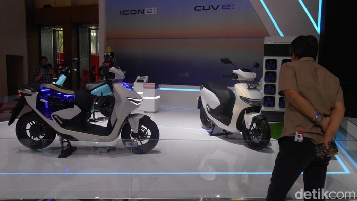 Array,Honda: Motor Listrik Masih Butuh Insentif