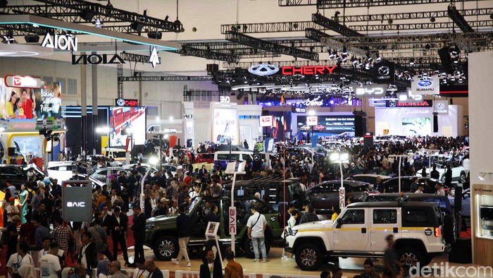 Array,Penjualan Mobil RI Nyaris Disalip Malaysia, Pendatang Baru Tak Banyak Membantu?