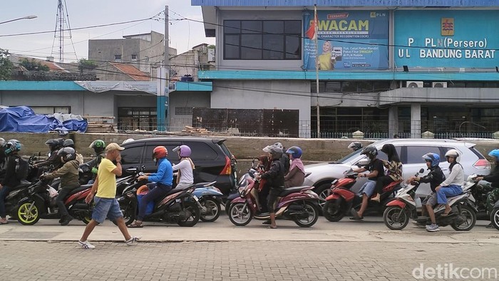 5 Kota Paling Macet di Indonesia: Jakarta Bukan Nomor 1, tapi Kota Ini, 1. Bandung, 2. Jakarta, 3. Medan, 4. Palembang, 5. Surabaya