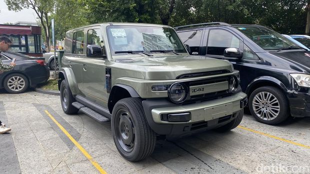Array,Ketahuan Sudah, Mobil Misterius di PIK adalah Chery iCar V23!
