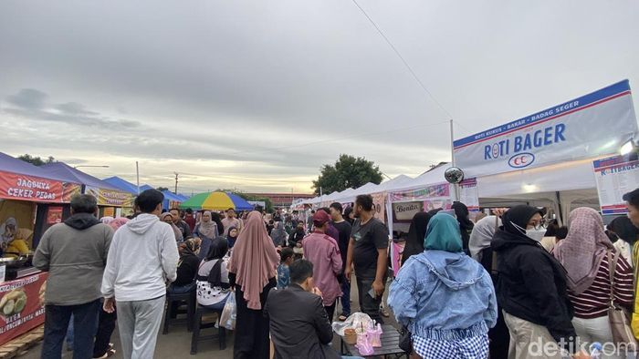 Array,Dulu Terminal Lama, Sekarang Disulap Jadi Pusat Jajanan di Sukabumi