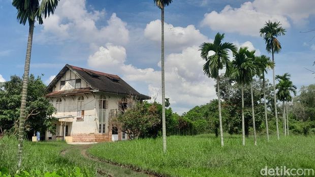 Array,Dulu Perumahan Elite Karyawan Bengkel Kereta, Kini Sepi dan Mencekam