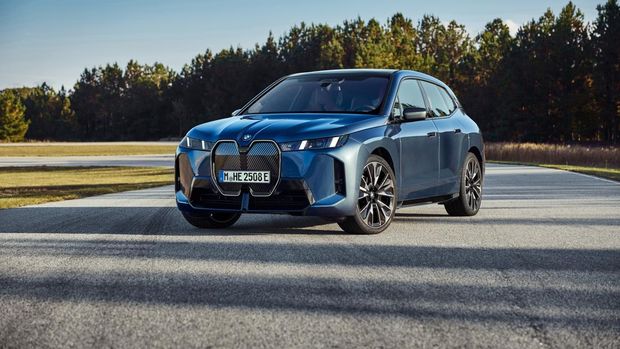 Array,BMW Sudah Jual 3 Juta Kendaraan Elektrifikasi, Separuhnya Mobil Listrik!