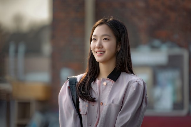 Array,21 Drakor Terbaru 2025 di Netflix, Resident Playbook Hingga Genie Make A Wish