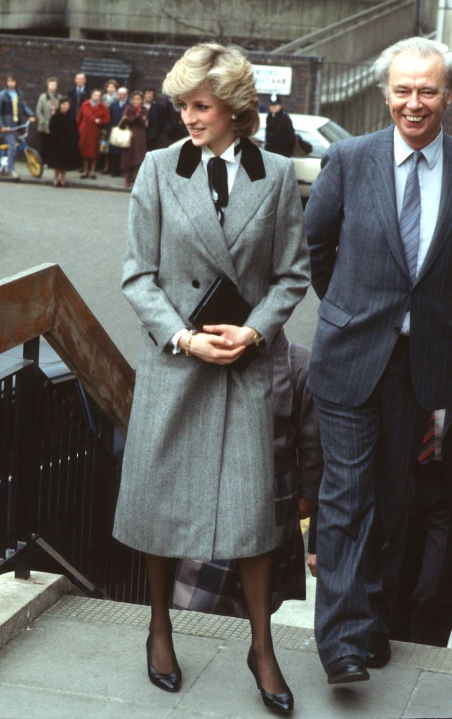 Array,Saat Gaya Blazer Favorit Putri Diana Ditiru Meghan Markle dan Kate Middleton
