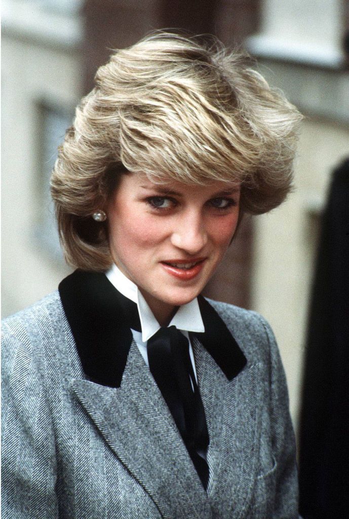 Array,Saat Gaya Blazer Favorit Putri Diana Ditiru Meghan Markle dan Kate Middleton