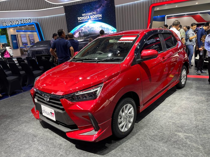 Array,Digerus Mobil Listrik Murah, LCGC Harus Cari Pasar Baru