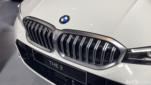 Array,BMW Recall Seri 3 sampai X5, Berpotensi Terbakar