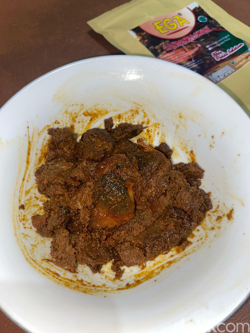 Top 3+ Rendang Lokan Autentik Minang, Mana yang Paling Berempah Sedap?, 1. Rendang Lokan Uni Lili, 2. Rendang Lokan Ismawati, 3. Rendang Lokan EGA, 4. Jadi, Rendang Lokan Mana yang Juara?