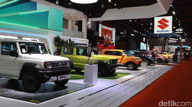 Array,Gaikindo Bakal Revisi Target Penjualan Mobil 2025 di Indonesia!