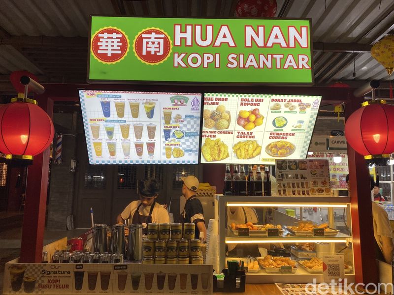 Array,Ada Ce Hun Tiau dan Kopi Telur Siantar Segar di Dragon Point PIK
