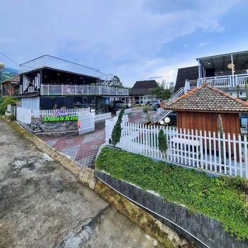 10 Wisata Hits di Boyolali, Bisa Berenang hingga Naik Wahana Seru!, 1. Cepogo Cheese Park, 2. Merapi Garden Selo, 3. Waduk Cengklik Park, 4. New Selo, 5. Wisata Alam Panorama, 6. Desa Wisata Samiran, 7. Wisata Kali Talang, 8. Simpang Paku Buwono VI, 9. Taman Air Tlatar, 10. Omah Kita Selo