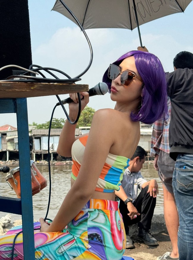 Array,Gaya Anya Geraldine Tampil Dengan Rambut Bondol, Dipuji Netizen 'Ganteng'