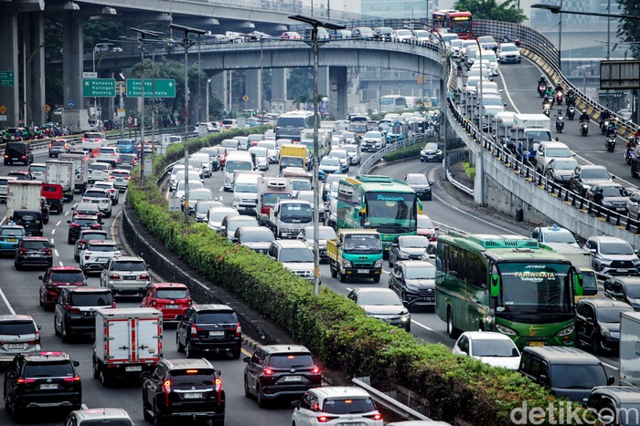 Array,Jenis Kendaraan yang Pajaknya Lebih Murah dan Nggak Kena Progresif
