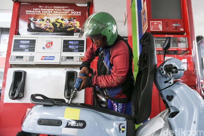 Array,Banyak yang Nggak Sadar, Tiap Beli Bensin Pasti Bayar Pajak