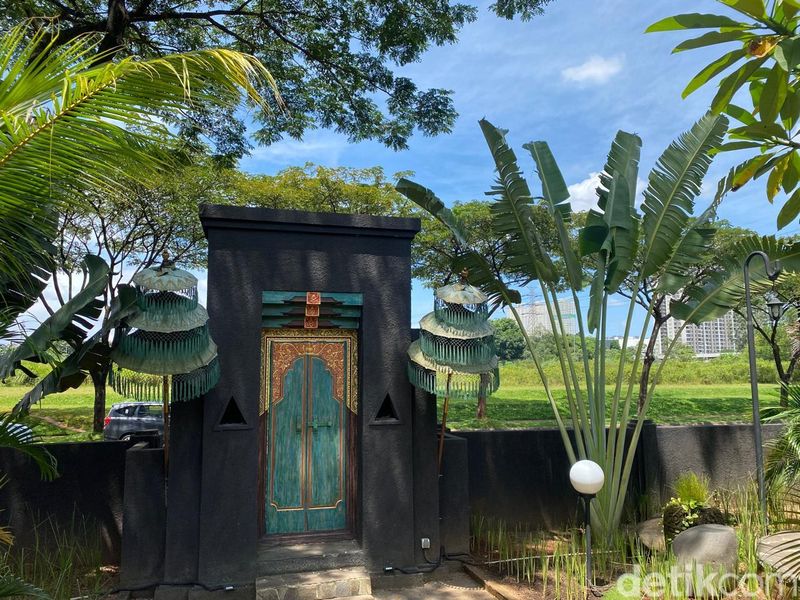 Umatis : Buka Puasa dengan Bebek Asap Tegalalang di Resto Bergaya Bali, 1. Resto dan Venue Modern di BSD, 2. Bebek Asap Tegalalang, 3. Ayam Kampung Mebakar Taliwang, Cek Menu Lezat Lainnya di Halaman Selanjutnya!, 4. Don Gedang Megoreng