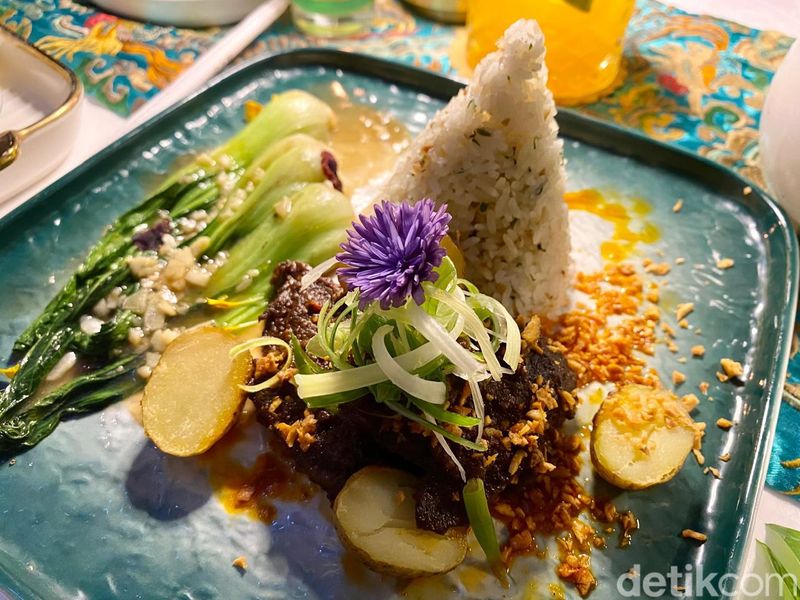 Array,Buka Puasa di House of Tugu dengan Hidangan 'Batavia Twilight'