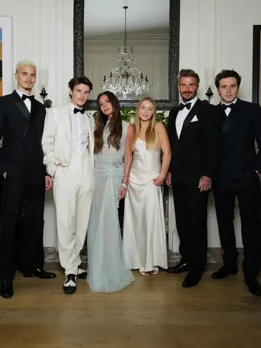 Array,2 Anak David Beckham, Brooklyn dan Romeo, Diisukan Tak Akur Gara-gara Wanita
