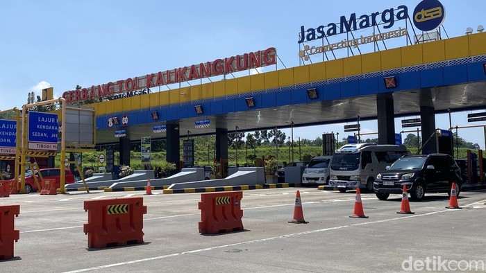 Array,Jelang Mudik Lebaran, Tarif Tol Batang-Semarang Naik Nyaris 30%!