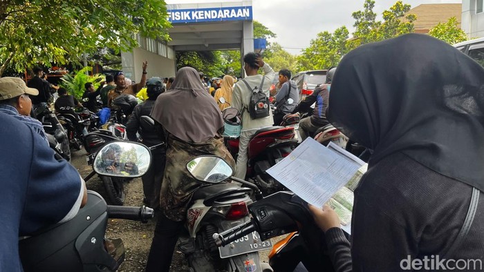 Array,Tak Ada Lagi Pemutihan Pajak Kendaraan di Jawa Barat, Nunggak Siap-siap Disanksi