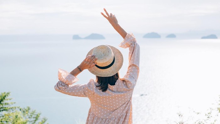 7 Kota di Pulau Jawa yang Bisa Dijelajahi Tanpa Menginap, 1. Bogor, 2. Bandung, 3. Cirebon, 4. Purwokerto, 5. Jogja, 7. Malang